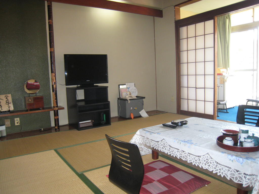 Kajiya Ryokan Futtsu Quarto foto